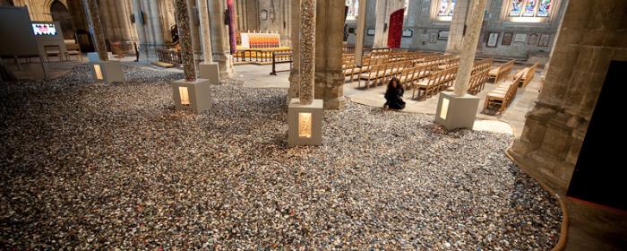 6 million+ Buttons: Rippon Cathedral